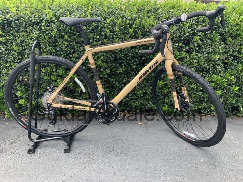 Jamis Renegade Explore scheda tecnica e recensioni